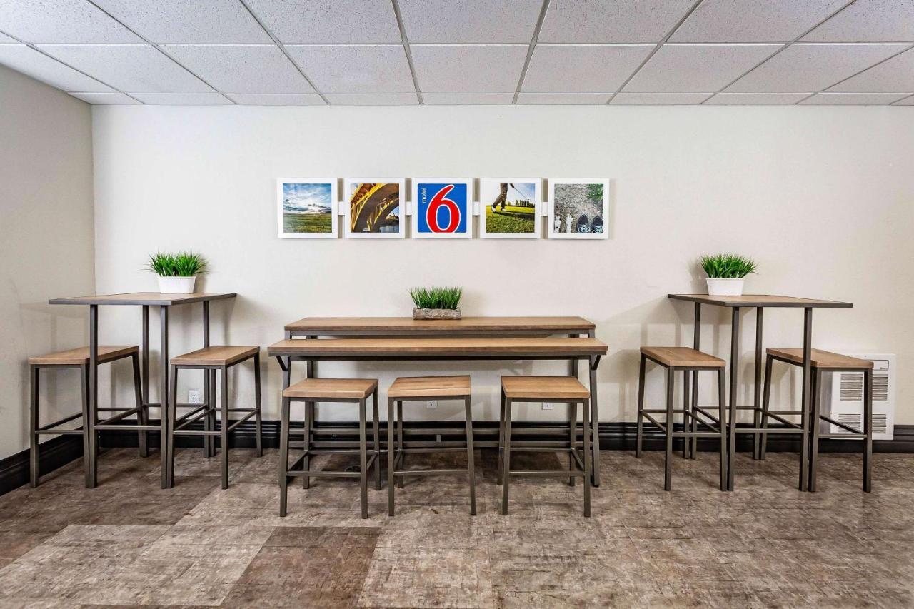 Motel 6-Saskatoon, Sk Экстерьер фото